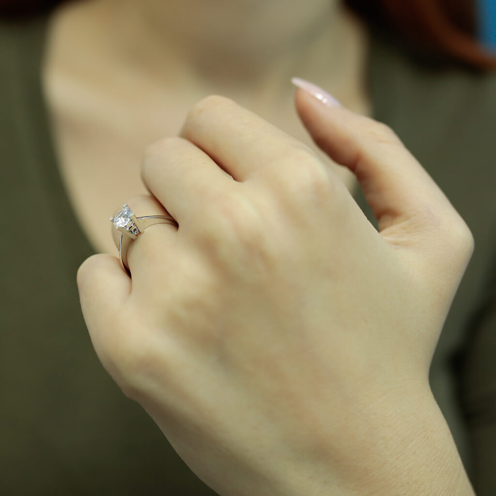 0.75 Carat Diamond Solitaire Ring