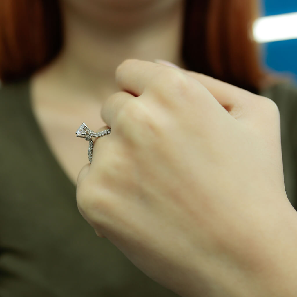 Total 1.23 Carat Diamond Solitaire Ring