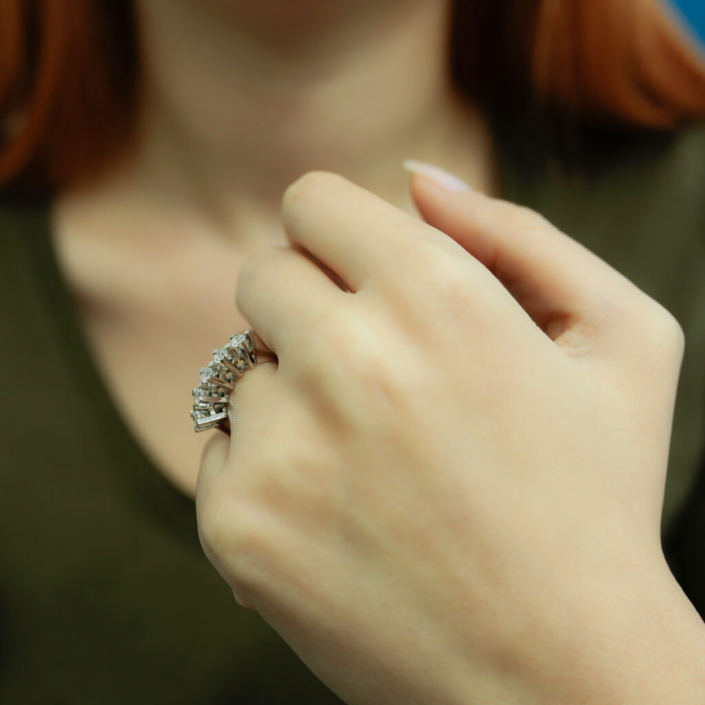 0.70 Carat Diamond five-stone Ring