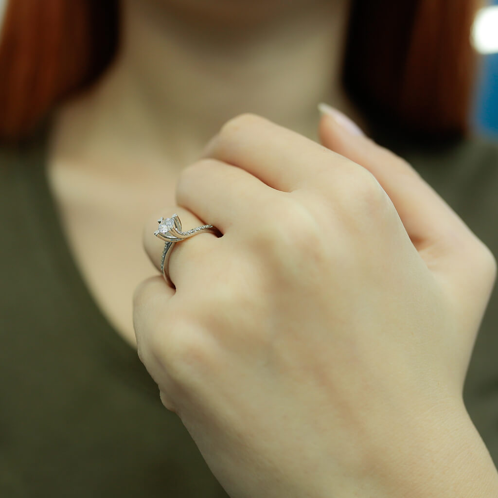 Total 0.40 Carat Diamond Solitaire Ring