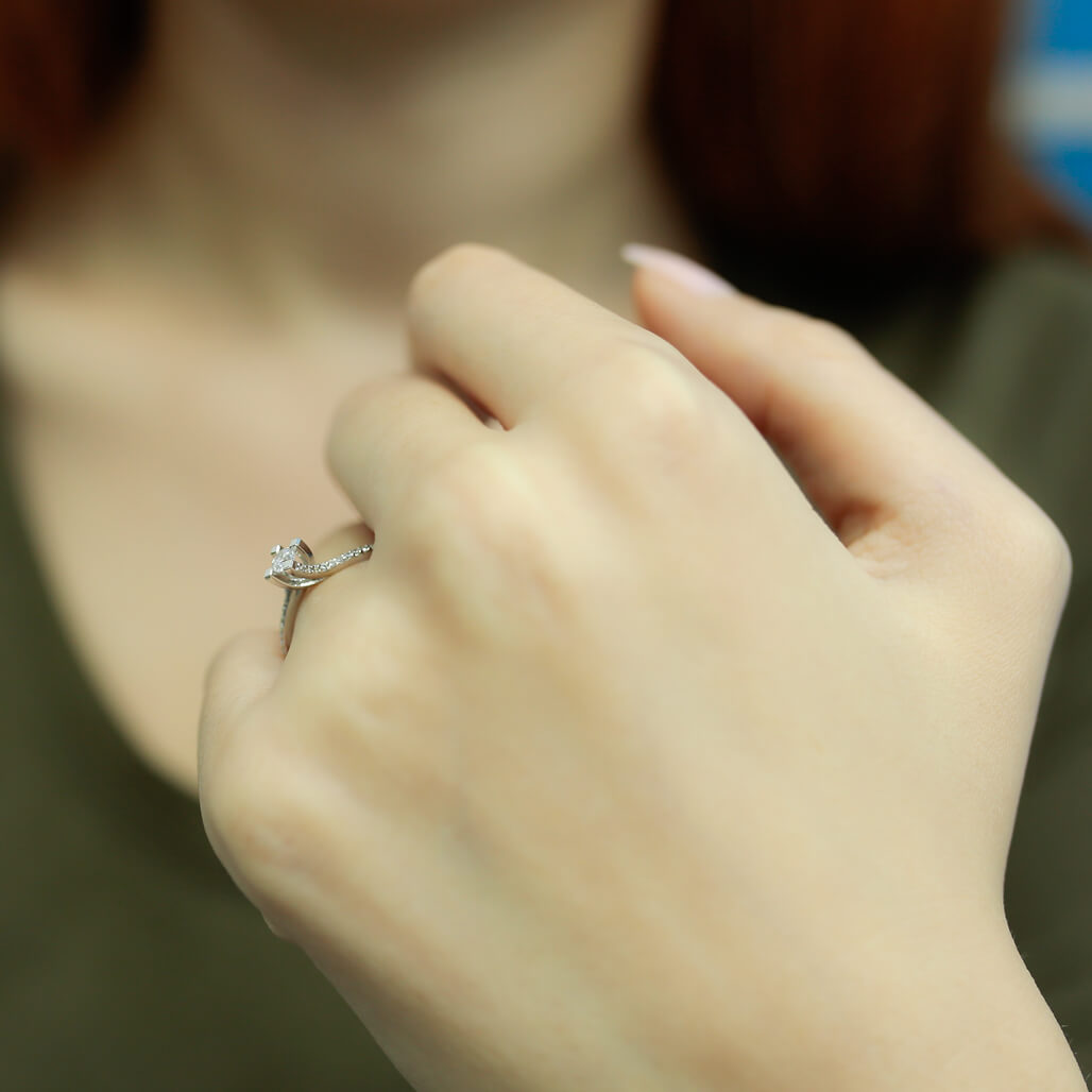 Total 0.24 Carat Diamond Solitaire Ring