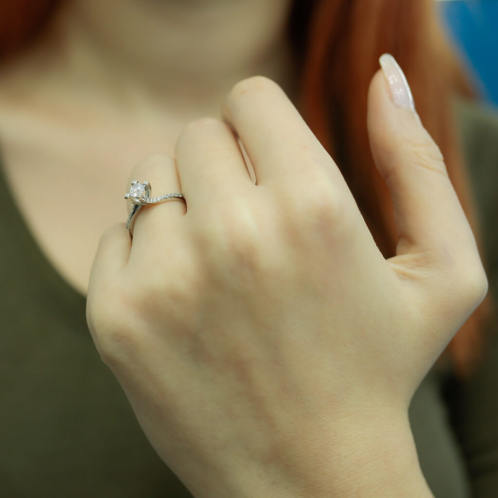 Total 0.45 Carat Diamond Solitaire Ring