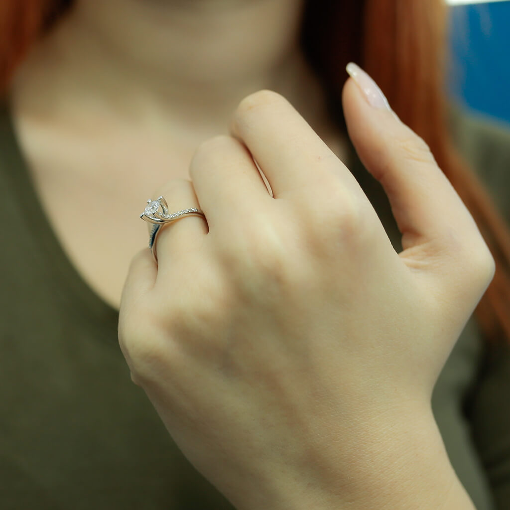 Total 0.43 Carat Diamond Solitaire Ring