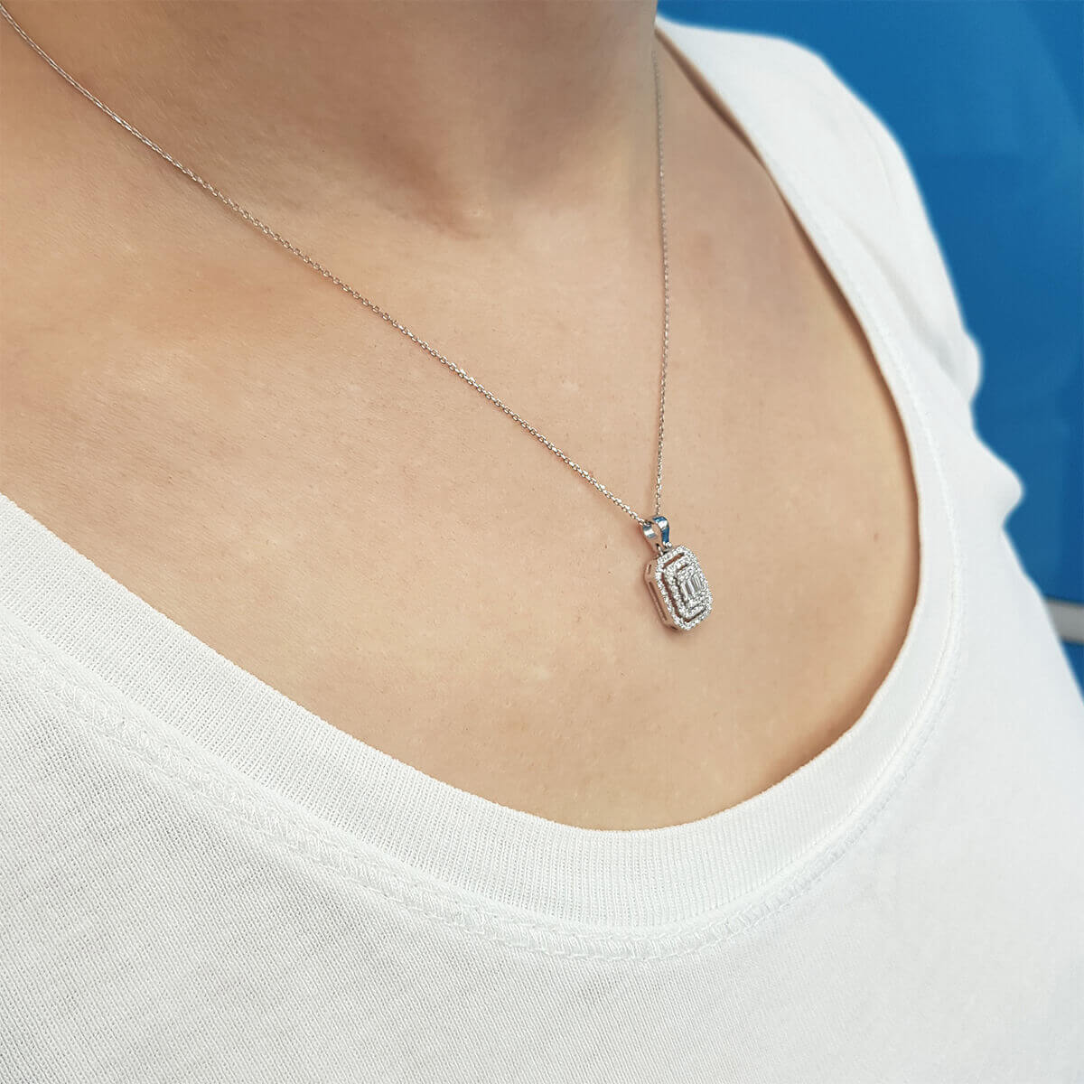 0.39 Carat Baguette Diamond Necklace