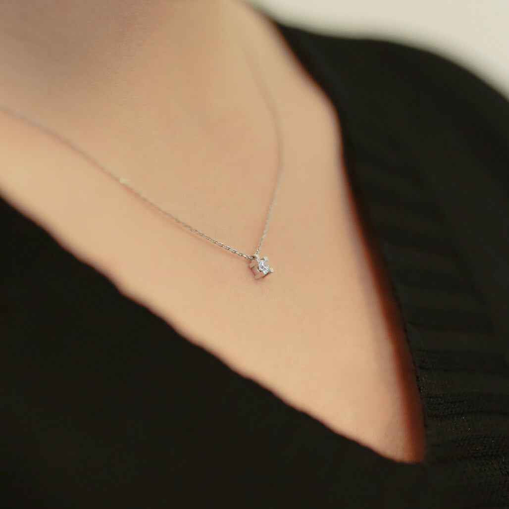 0.11 Carat Diamond Solitaire Necklace