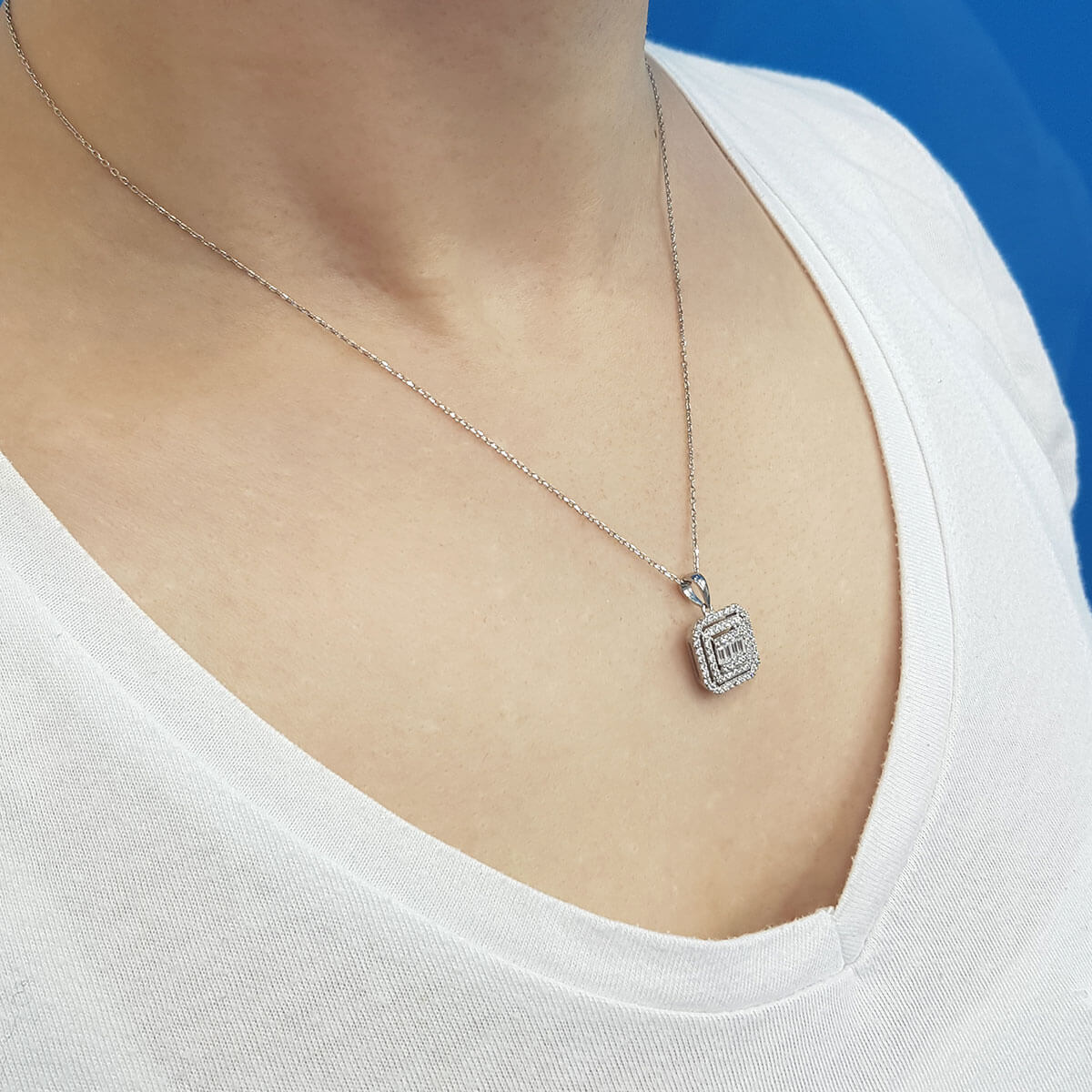 0.47 Carat Baguette Diamond Necklace