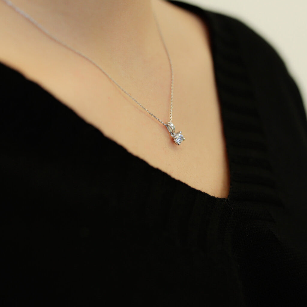 0.32 Carat Diamond Solitaire Necklace
