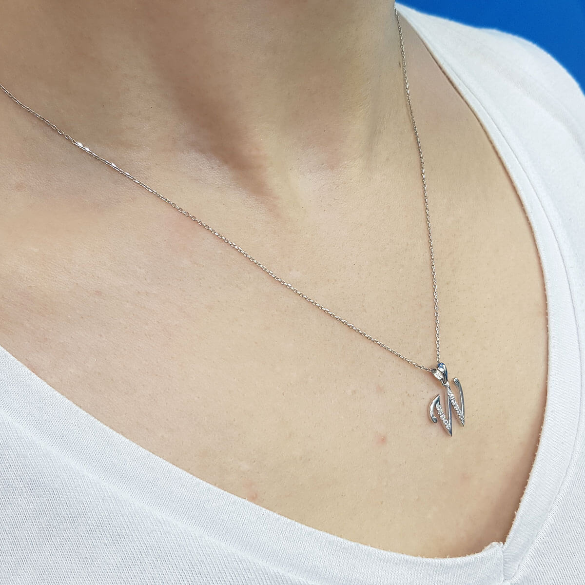 Diamond W Letter Necklace