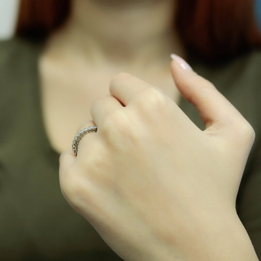 0,66 carat Diamond Eternity Ring