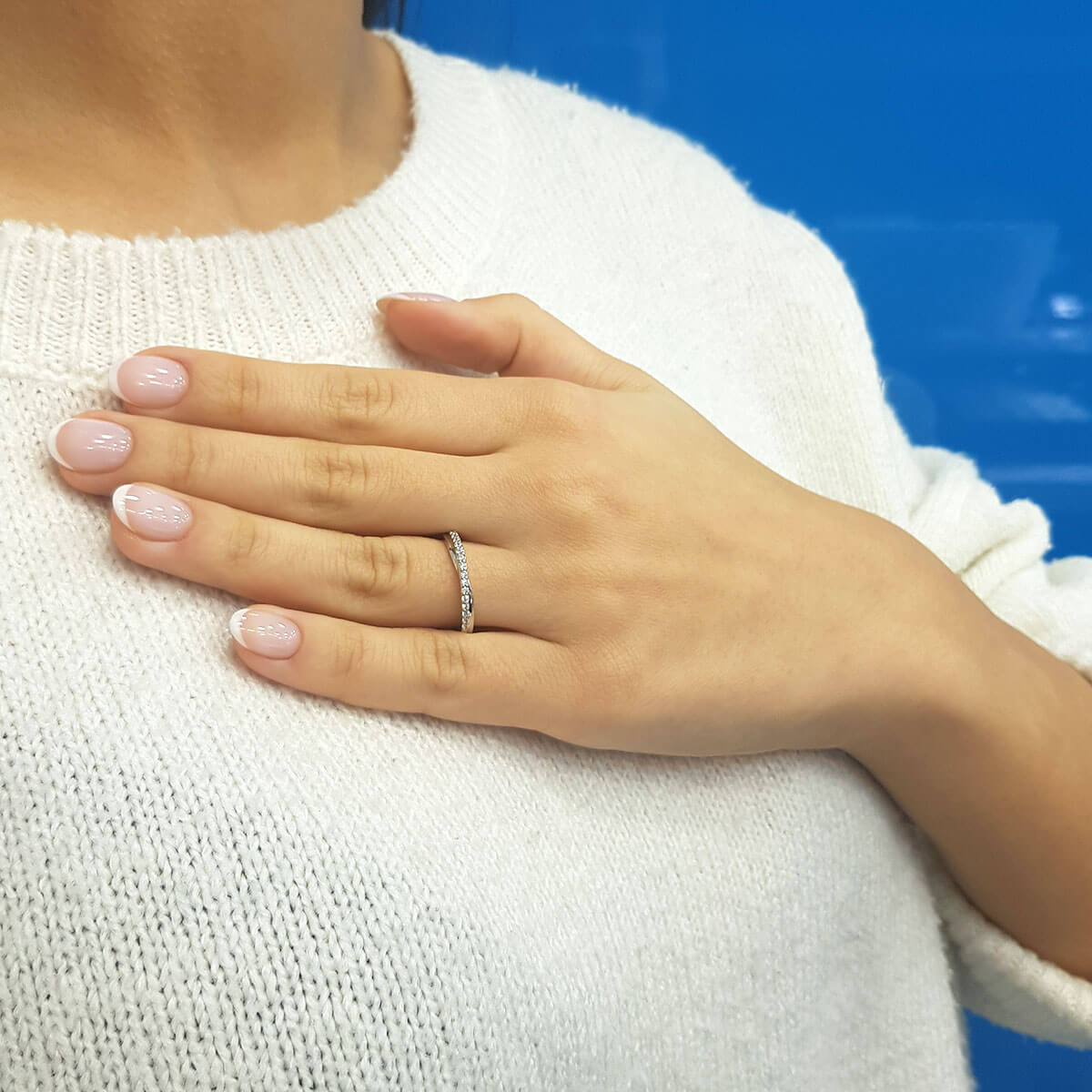 Diamond-Studded Dara Ring