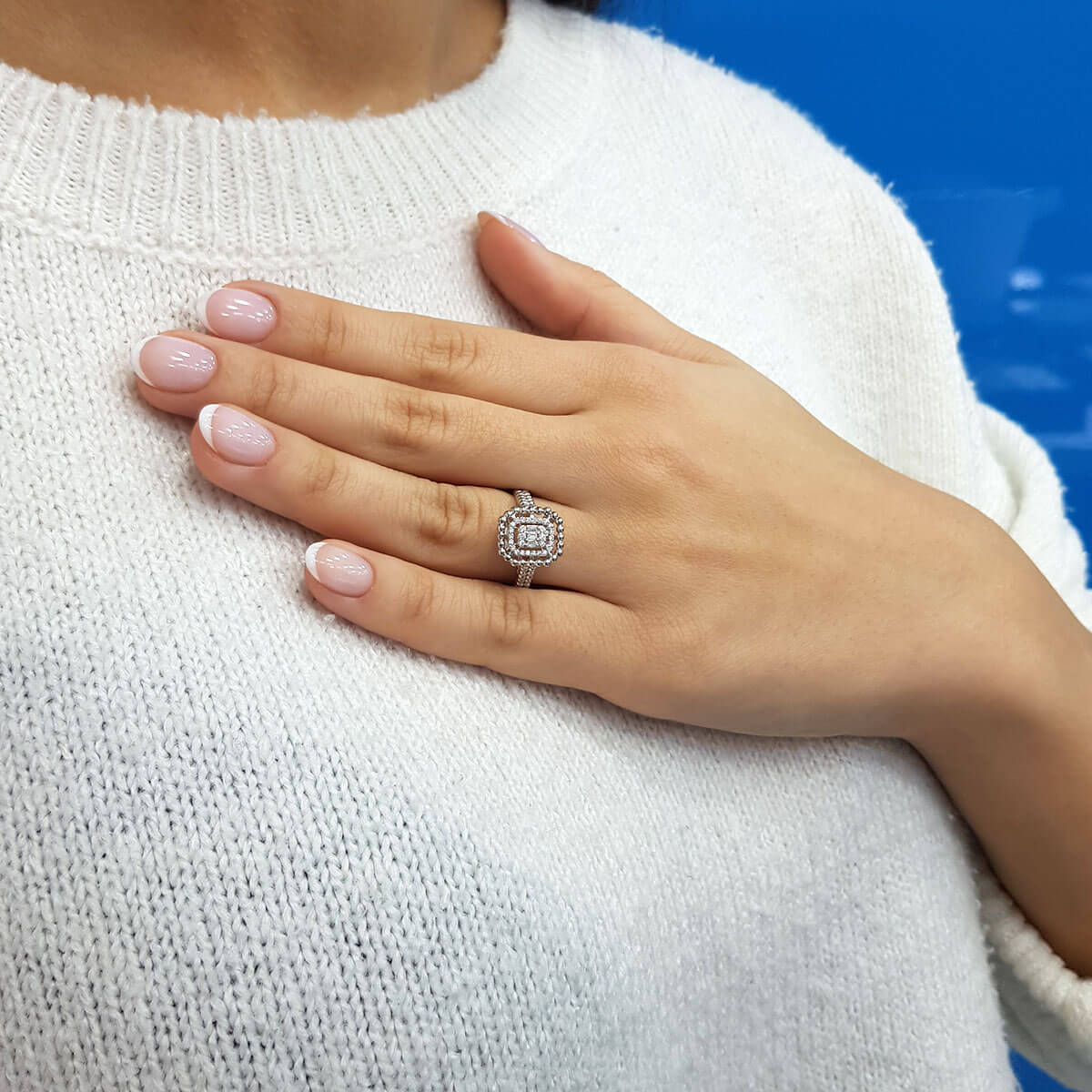 0.21 Carat Baguette Diamond Stud Ring