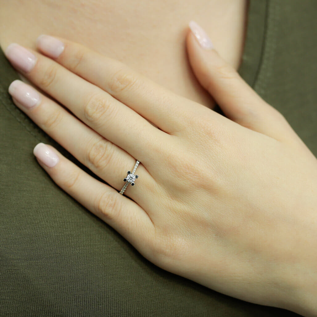 Total 0.35 Carat Diamond Solitaire Ring