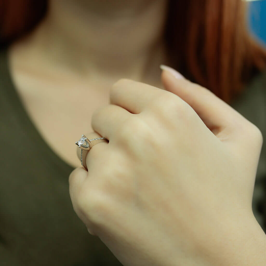 Total 0.40 Carat Diamond Solitaire Ring