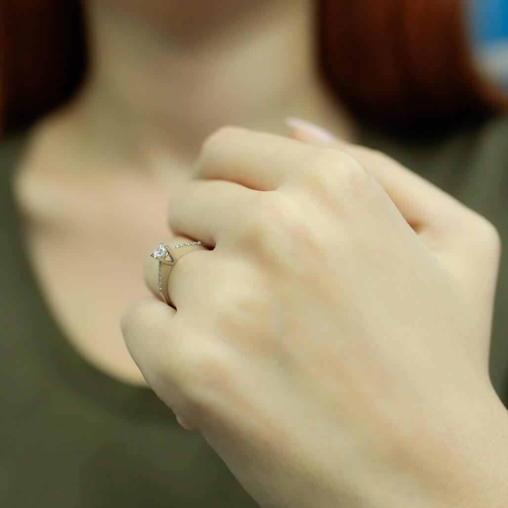 Total 0.32 Carat Diamond Solitaire Ring