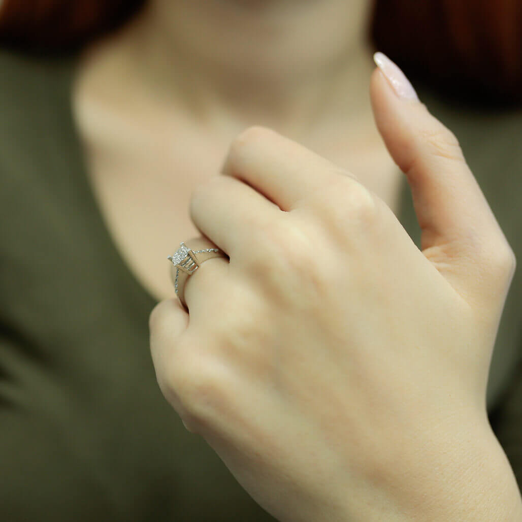 0.50 Carat Solitaire Look Diamond Ring