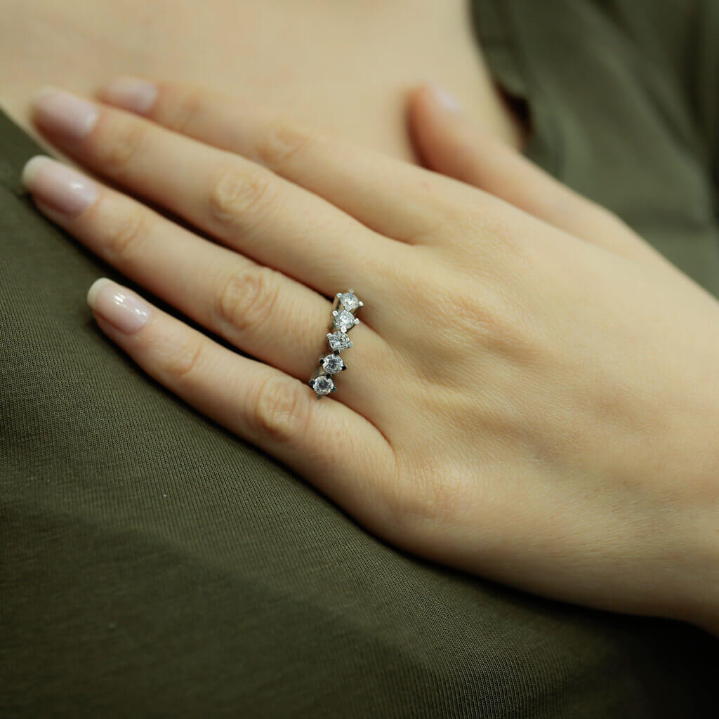 1 carat Diamond Five Stone Ring