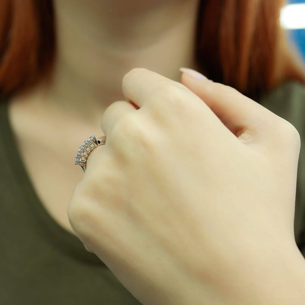 0,40 Carat Diamond Five Stone Ring