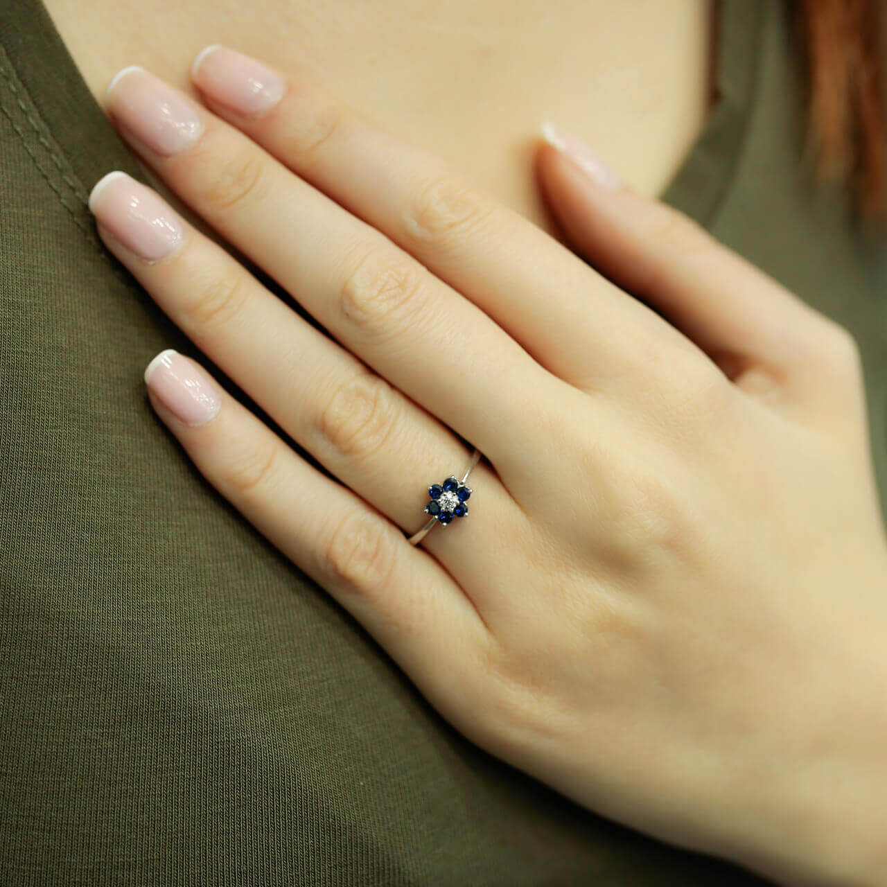 Diamond Sapphire Daisy Ring
