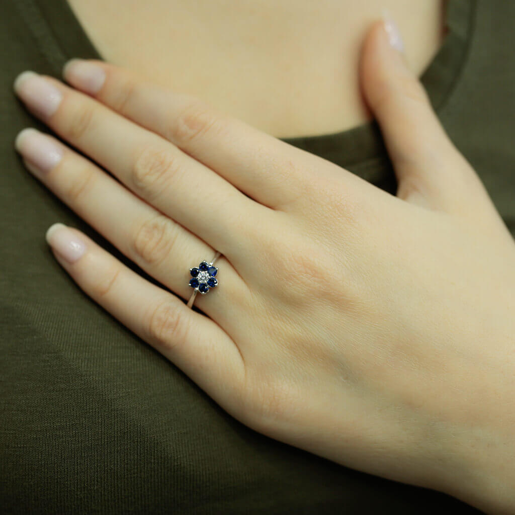 Diamond Sapphire Daisy Ring
