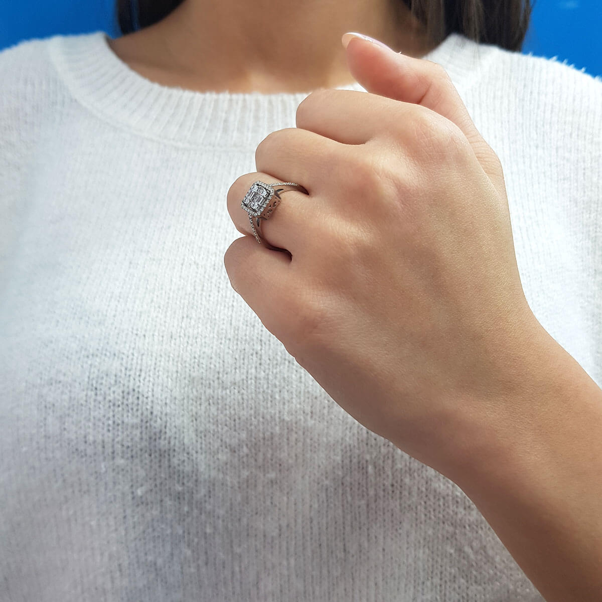 0.46 Carat Baguette and Four-Corner Diamond Ring