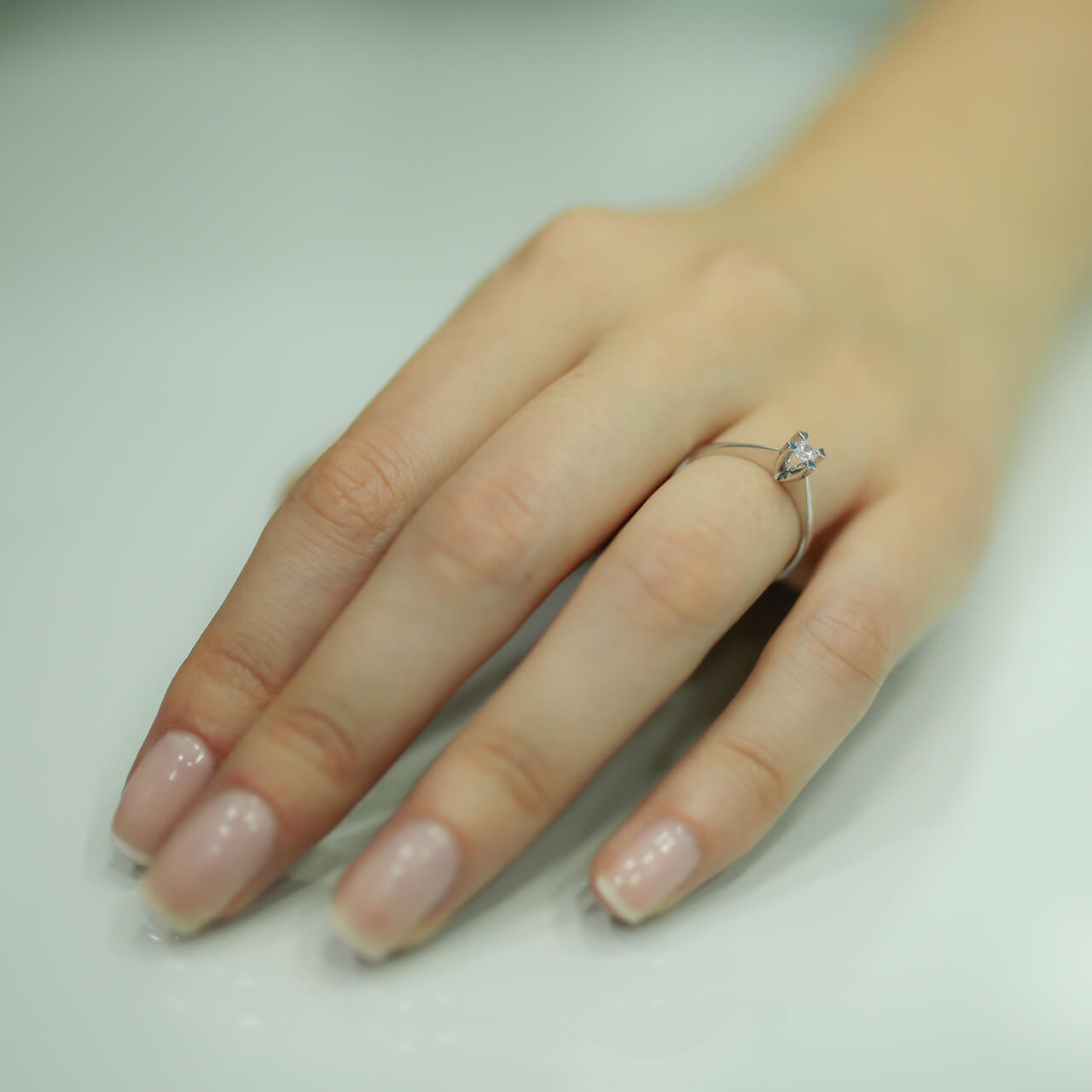 G Color 0.10 Carat Diamond Solitaire Ring