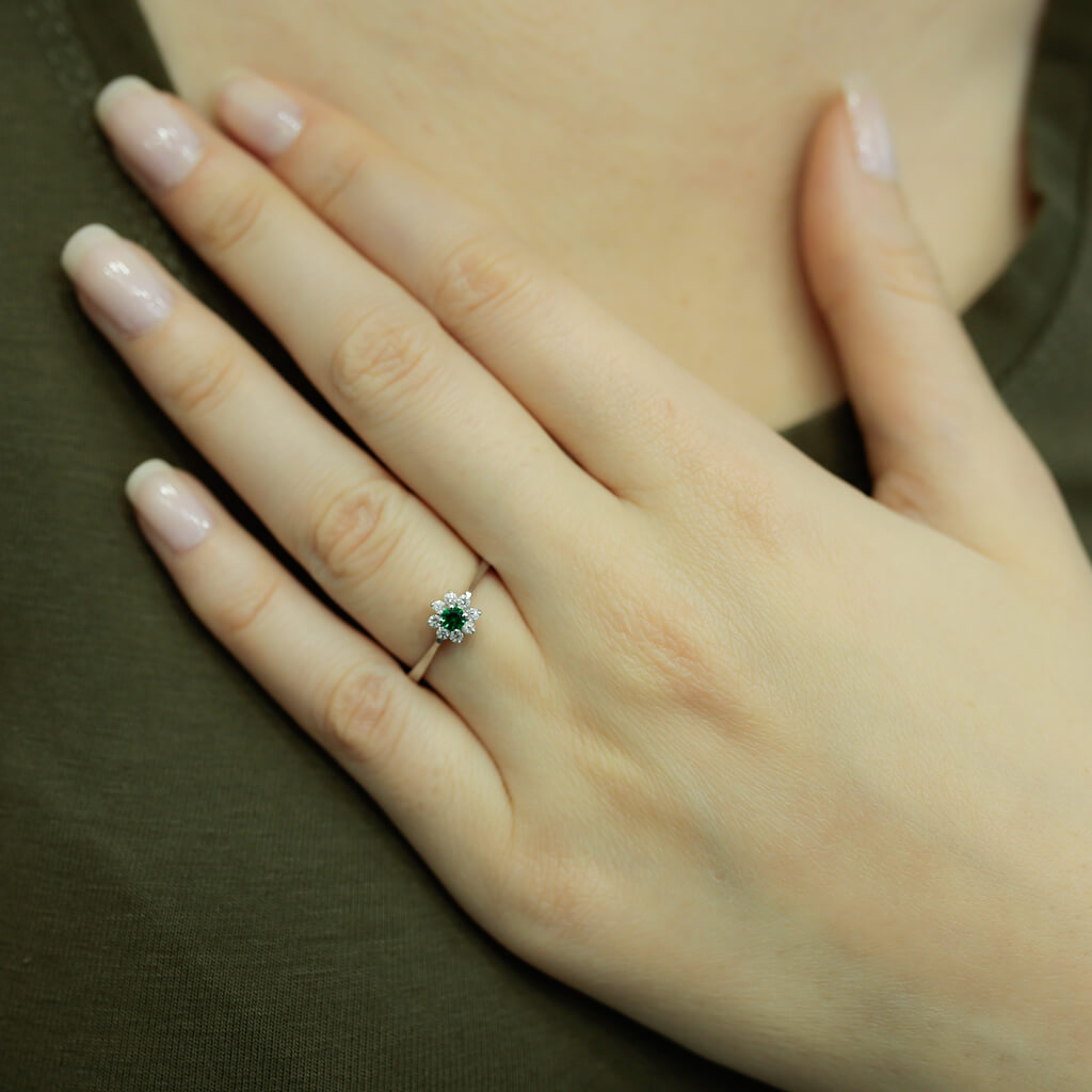 Emerald Flower Ring with Diamonds