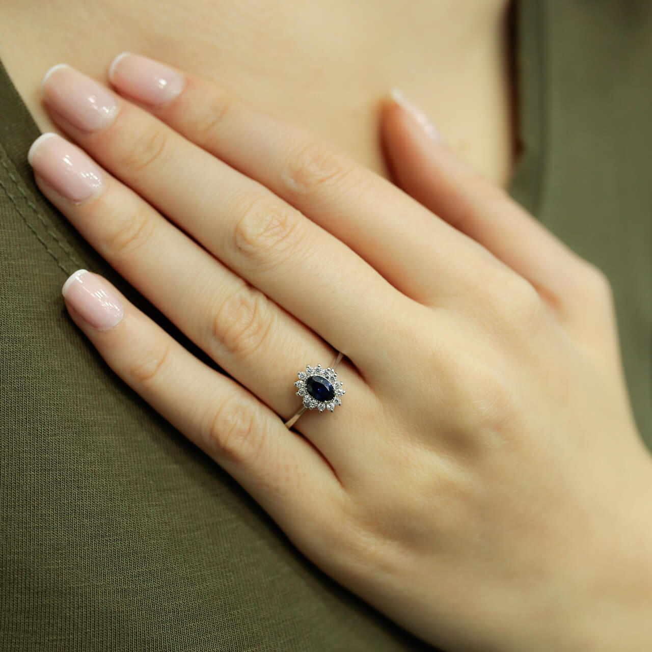 Oval Sapphire Tournament Ring with Diamonds