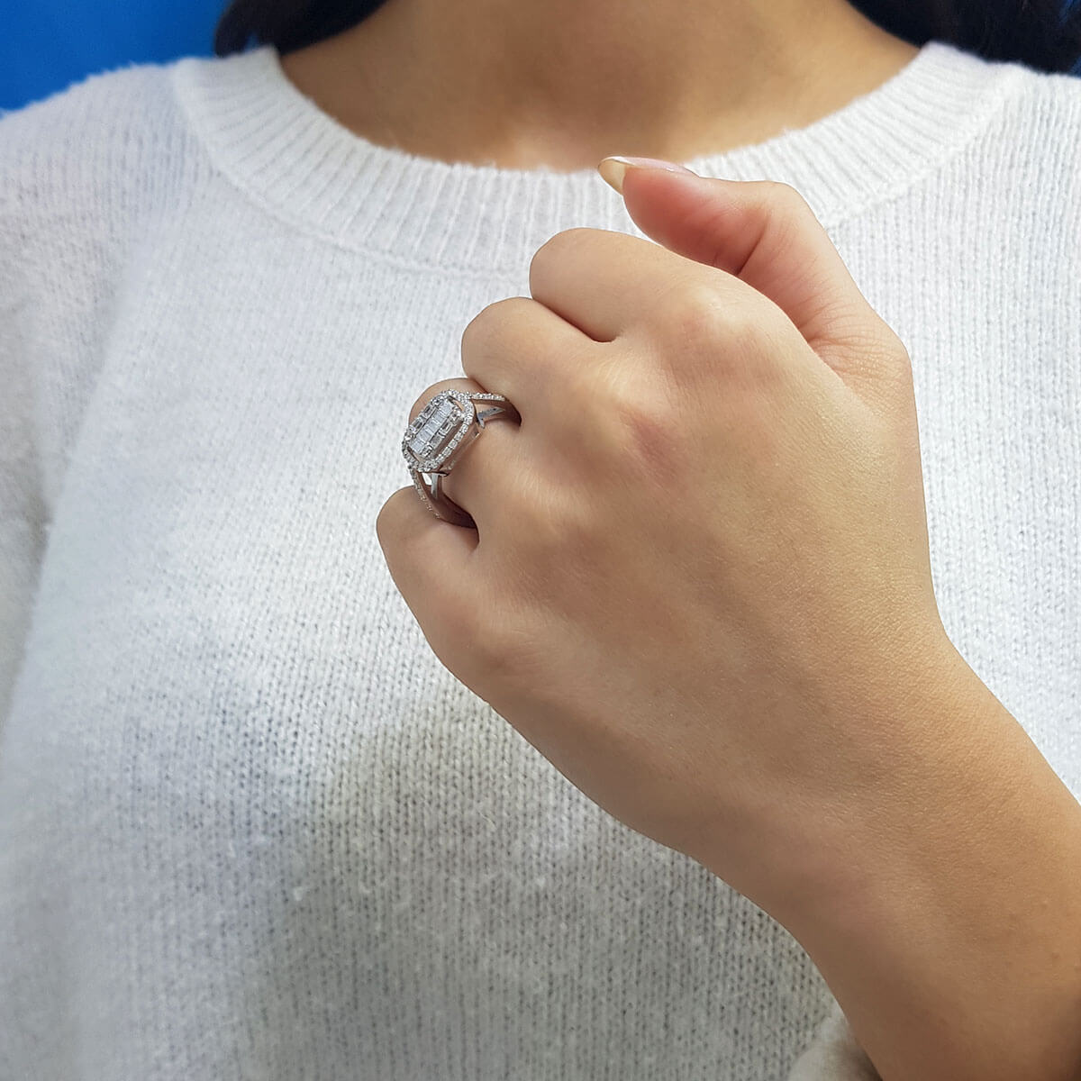 1.17 Carat Baguette and Four-Corner Diamond Ring