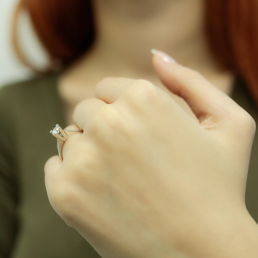 G-VS2 0.33 Carat Diamond Solitaire Ring