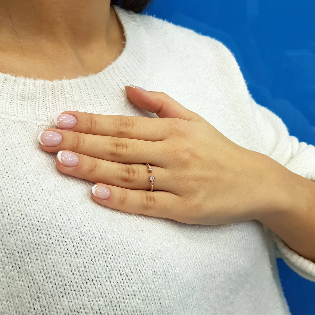 Round Diamond Twist Ring