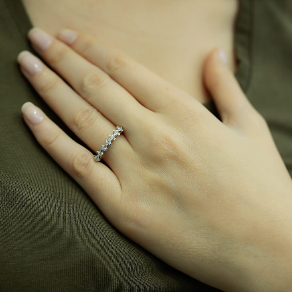 0.35 Carat Diamond Seven-Stone Ring