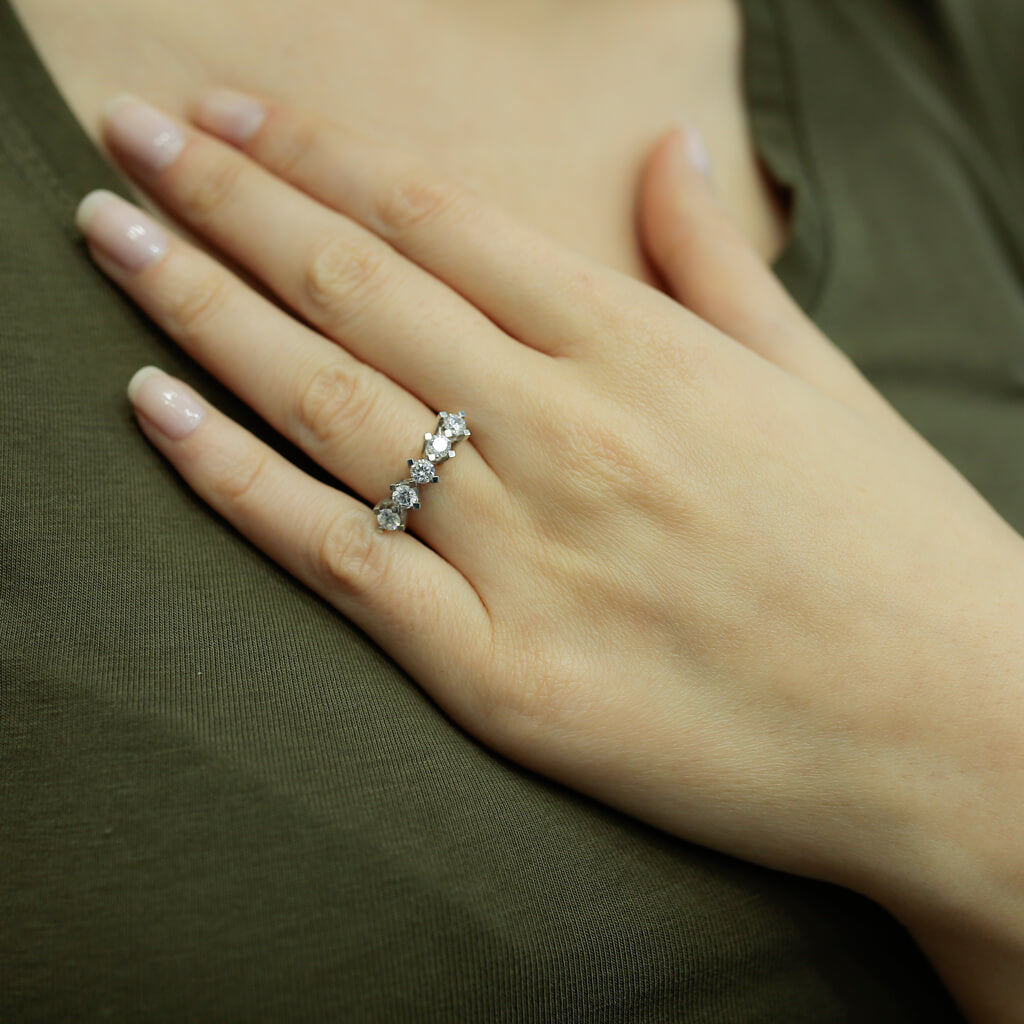 0.83 Carat Diamond five-stone Ring