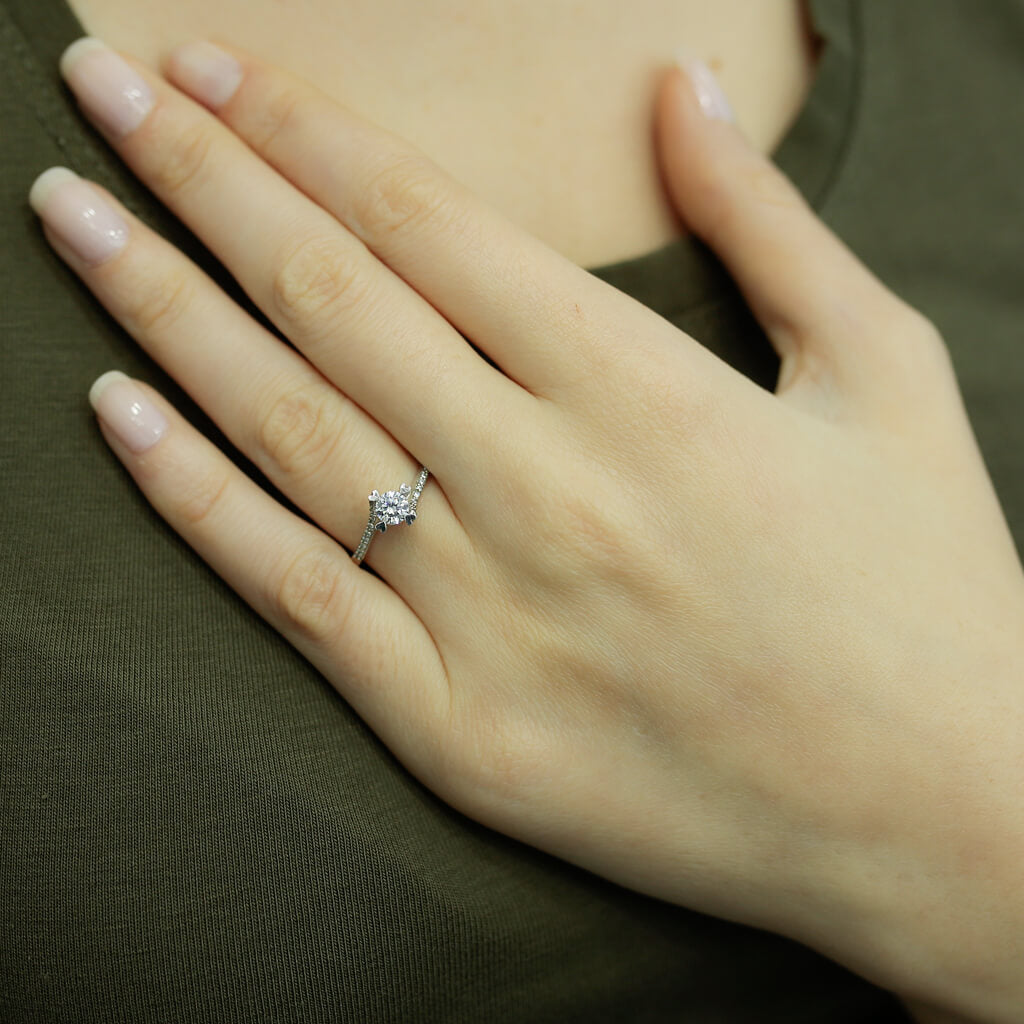 Total 0.40 Carat Diamond Solitaire Ring