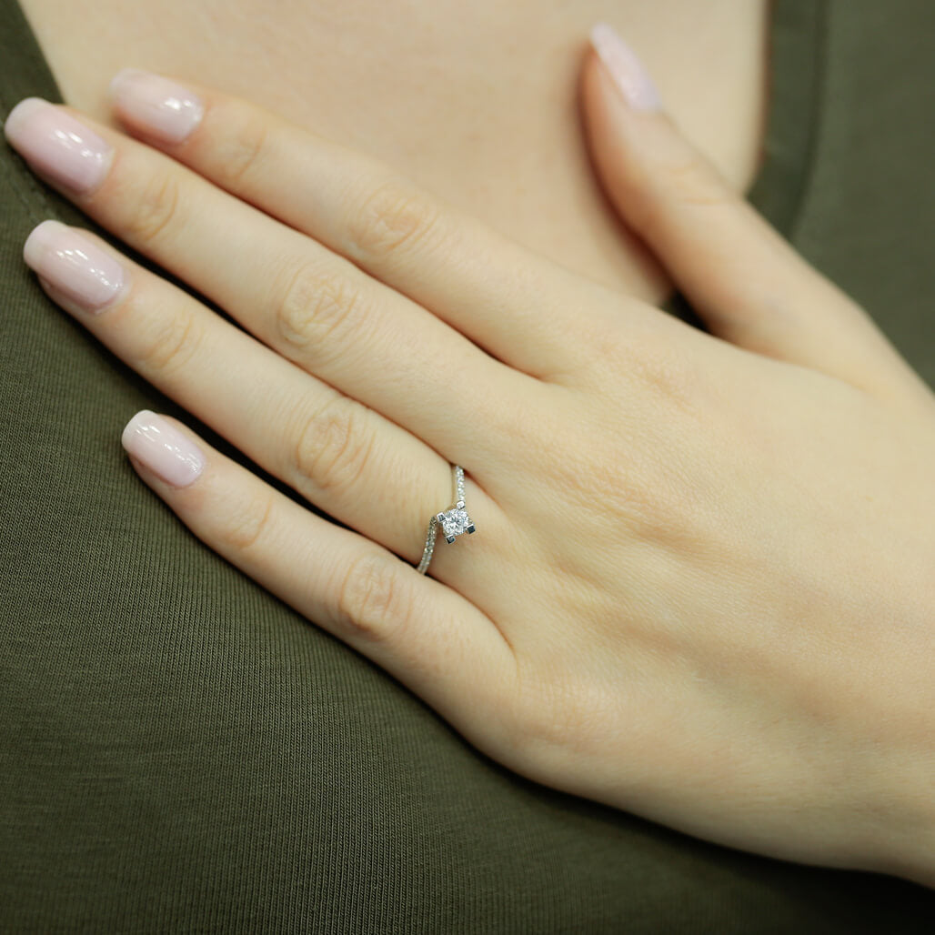 Total 0.30 Carat Diamond Solitaire Ring