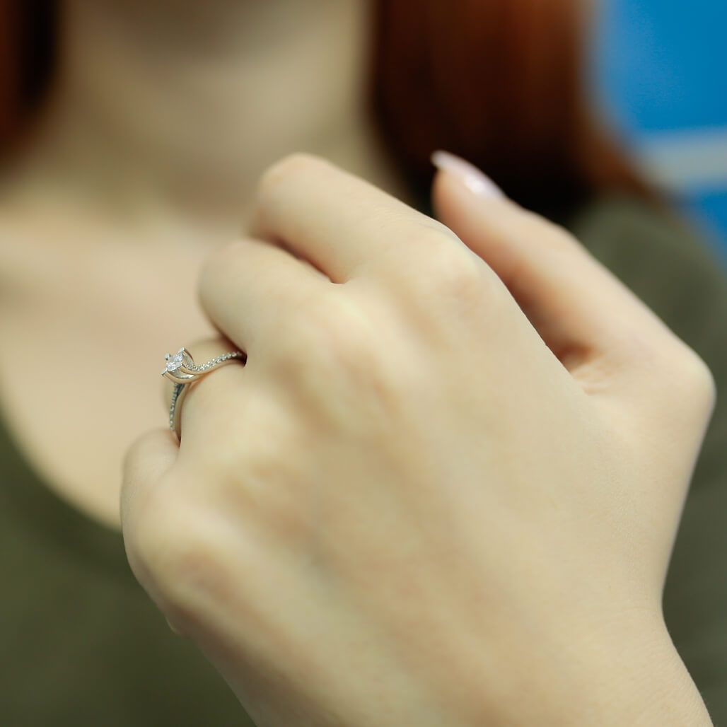 Total 0.23 Carat Diamond Solitaire Ring