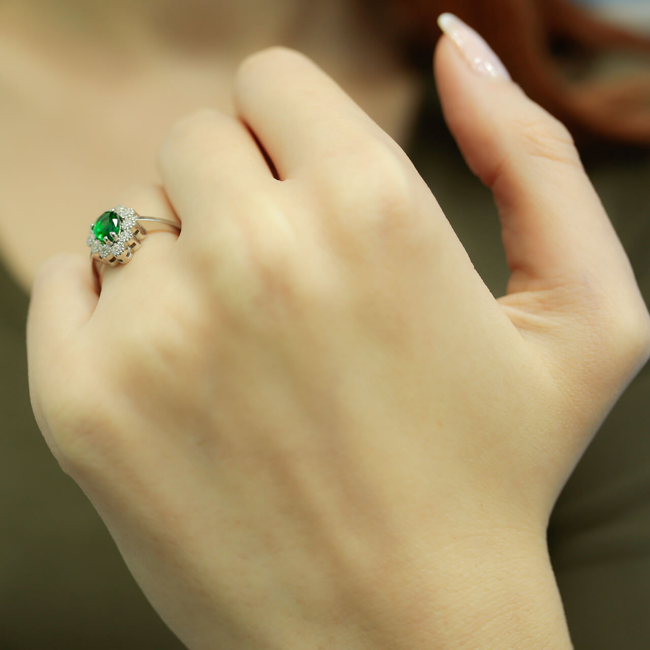 Diamond Tearteardrop Emerald Entourage Ring