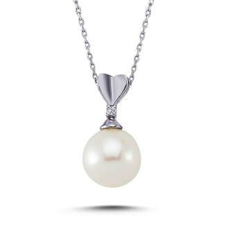 Diamond Pearl Necklace