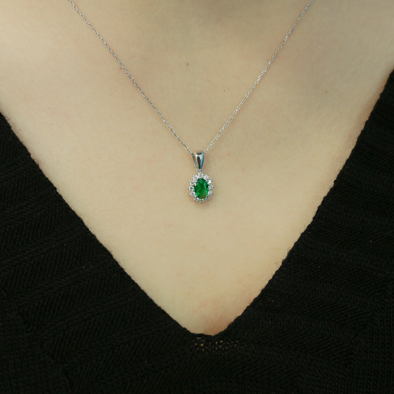 Diamond Oval Emerald Entourage Necklace