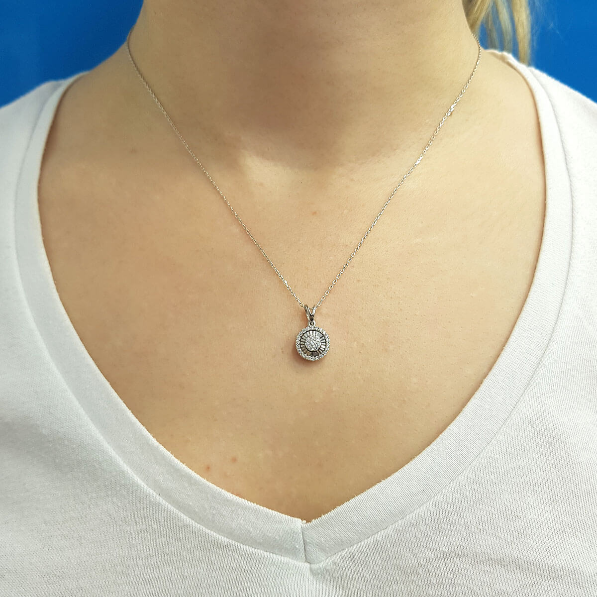 Diamond-Studded Round Susa Necklace