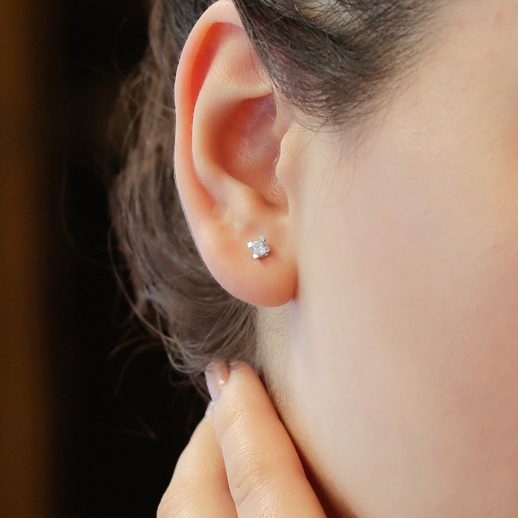 0.25 Carat Diamond Solitaire Earrings