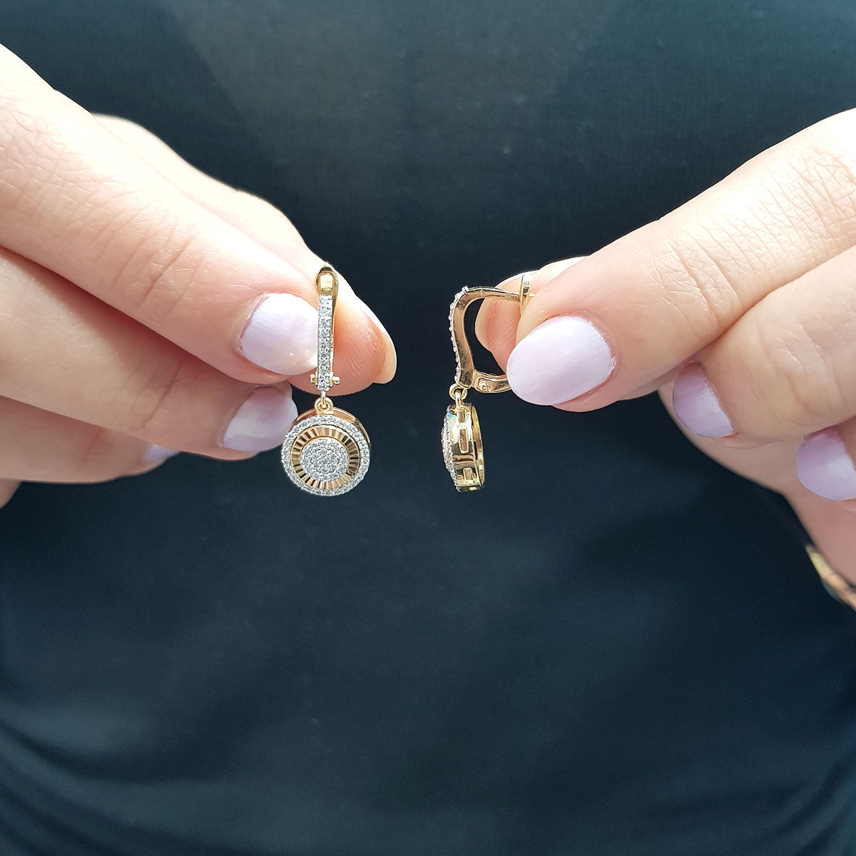 Diamond-Studded Large Round Susa Earrings